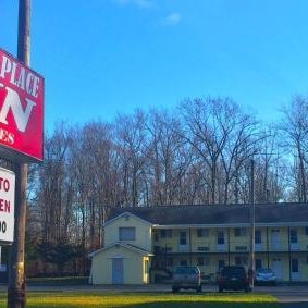 Country Place Inn And Suites White Haven Thumbnail