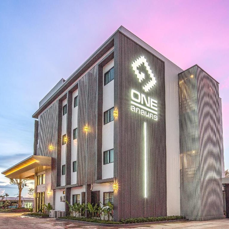 One Sakon Nakhon Hotel
