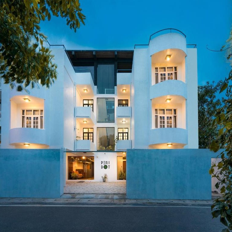 Peridot Hotels Mount Lavinia Thumbnail
