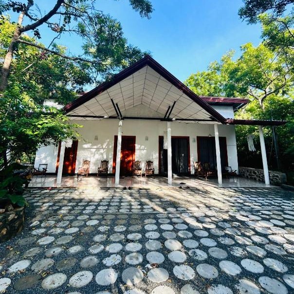 Neem safari lodge Yala