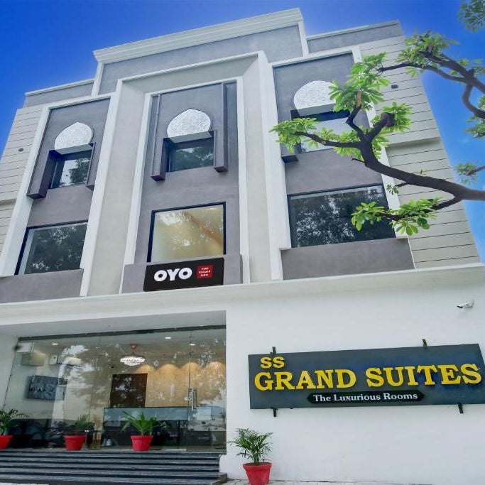 Hotel O SS GRAND SUITES