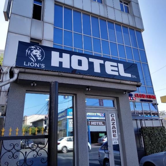Lion's Hotel Thumbnail
