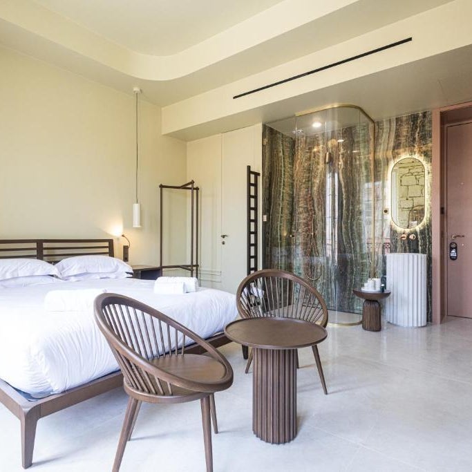 Naomi Nice Thumbnail