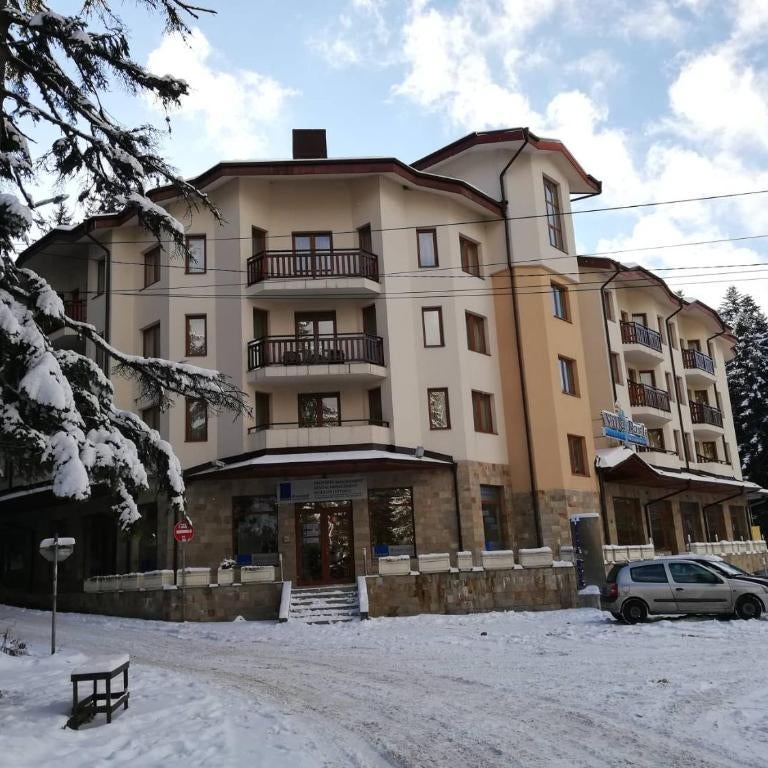 HQ apartments Villa Park Thumbnail