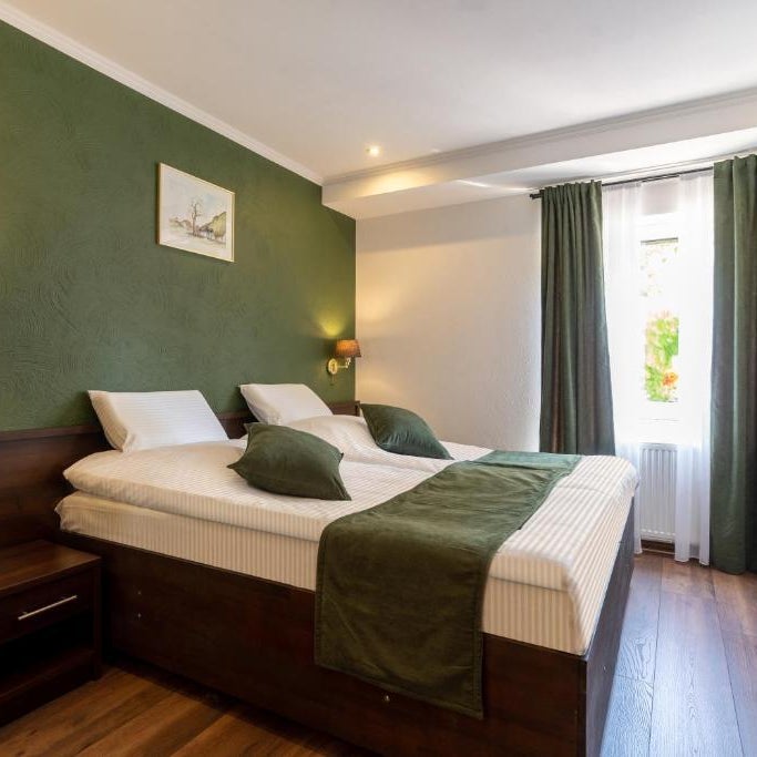 Jupa's Hotel Thumbnail