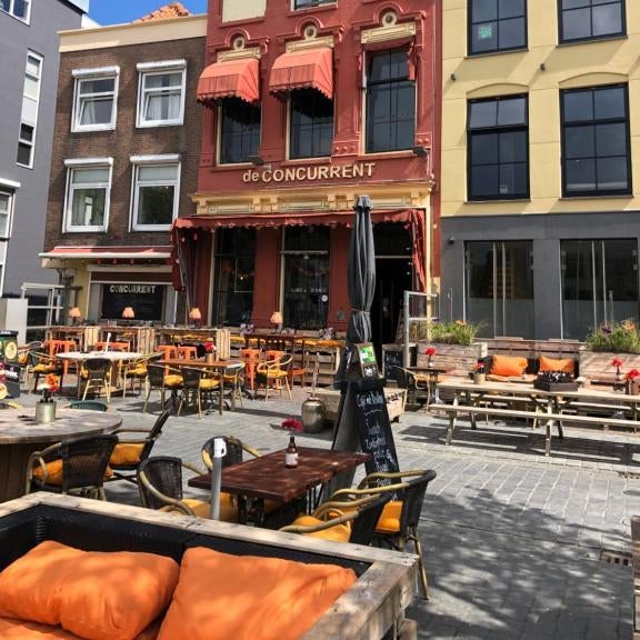 Slapen bij Café de Concurrent