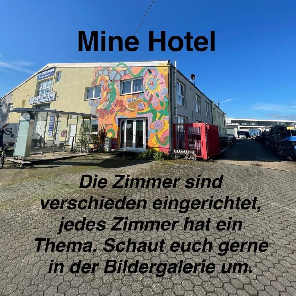 MiNe Hotel