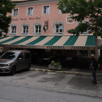 Weisses Rössel-Cavallo Bianco