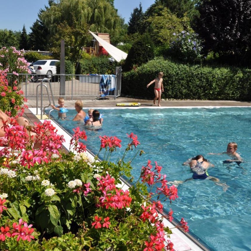 Lug ins Land Restaurant & Ferienwohnungen