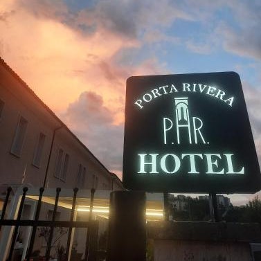 Hotel Porta Rivera