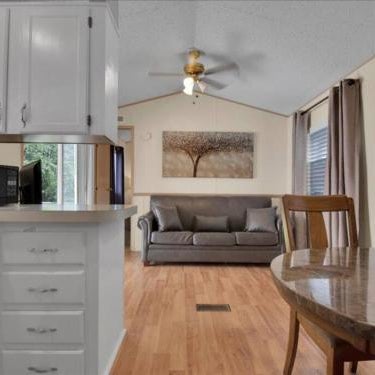 2BR Retreat with Stunning Mountain Views Thumbnail