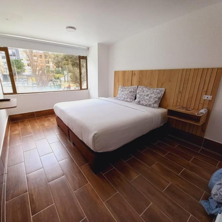 Aw Hotel Ariston Embassy Thumbnail