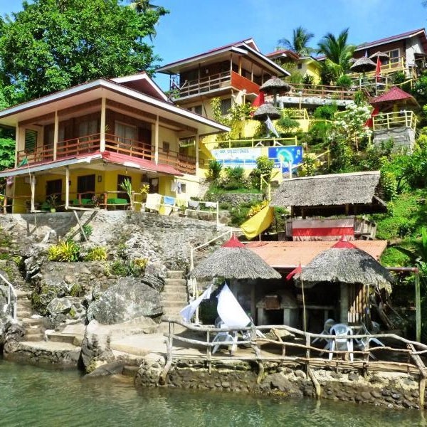 D & A Seaside Cottages