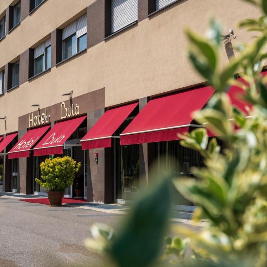 Hotel Bulà