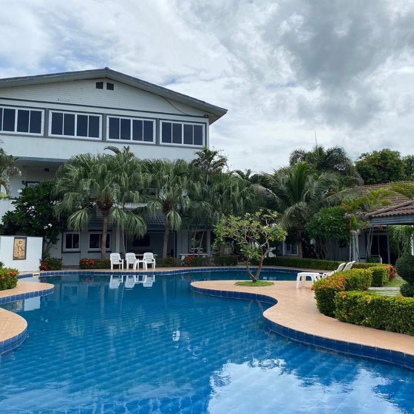 Baan Sanuan Resort
