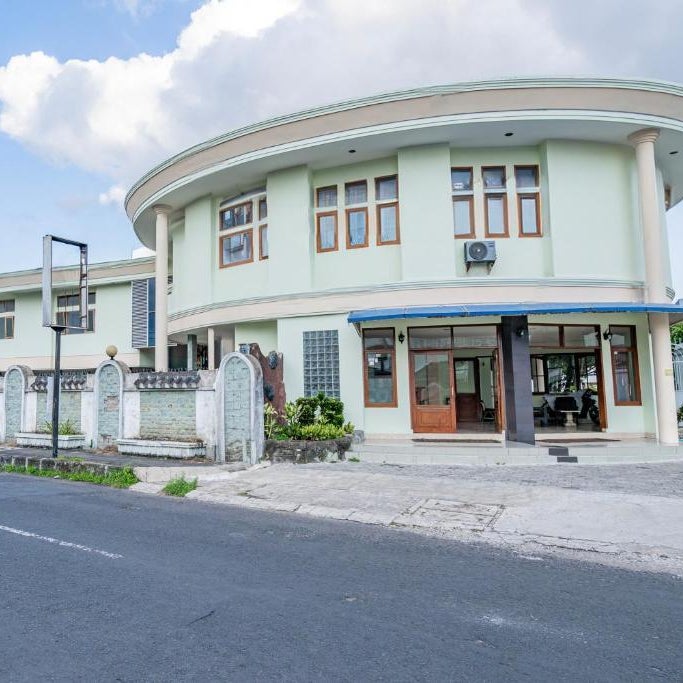 Collection O Tasikmalaya Near Stadium Wiradadaha Formerly Hotel Abadi