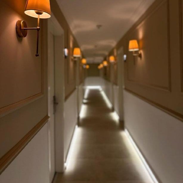 RED CASTEL HOTEL