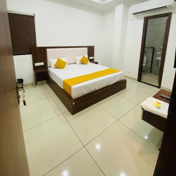 Hotel Loya Bti