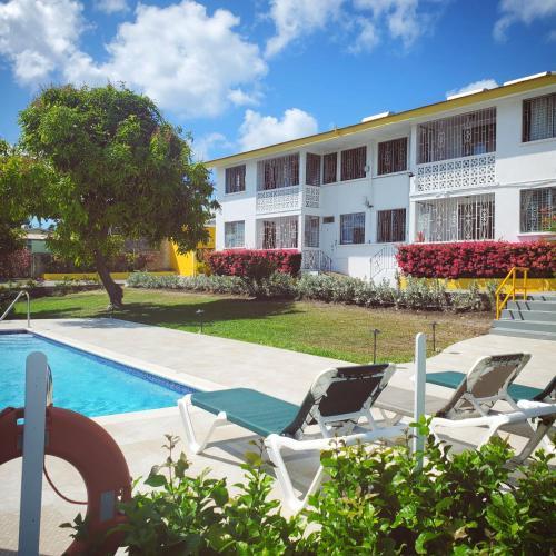 Adulo Apartments Thumbnail