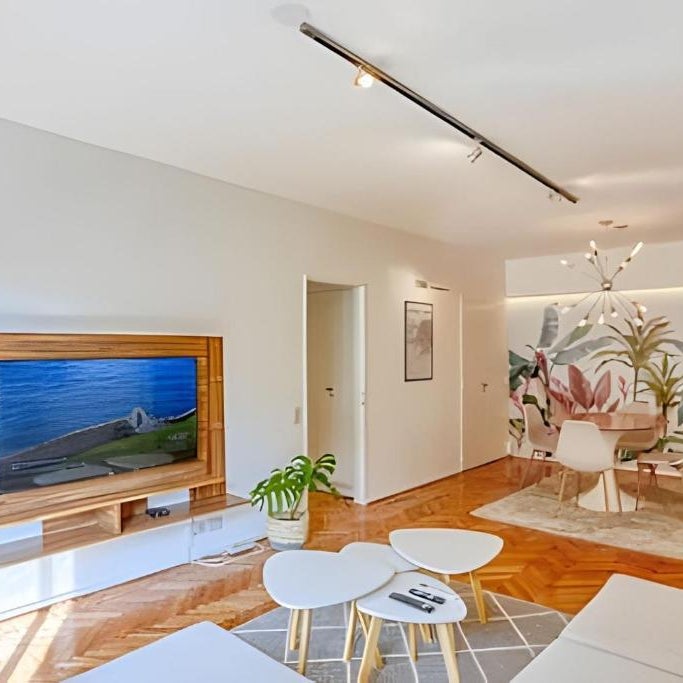 Exceptional 1BR w/Pool & 300MB WiFi Best Palermo Thumbnail