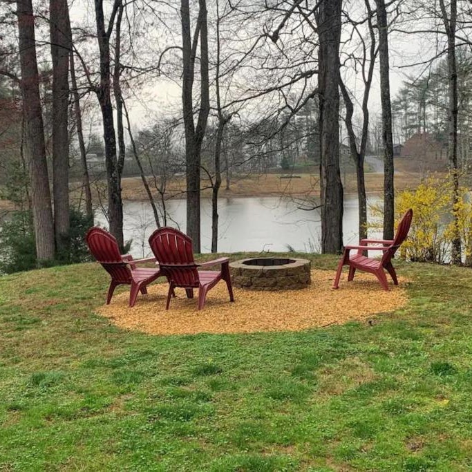 Moon Tower Cabin - Beautiful Water Views Firepit More Thumbnail
