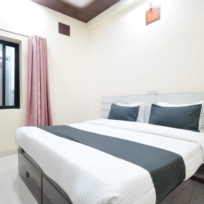 Super Hotel O Convention Centre Indore Formerly Madhur Shree Thumbnail