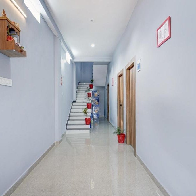 Super HOTEL O ROYAL GUEST HOUSE