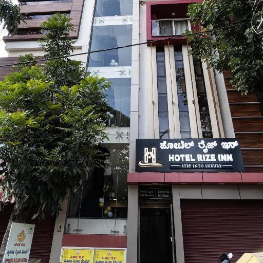 HOTEL RIZE INN