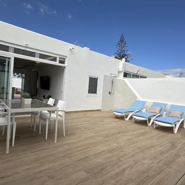Seaside Home Playa del Ingles refurbished in 2024