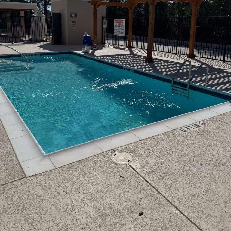 Comfort Inn & Suites Huntsville Near University Thumbnail