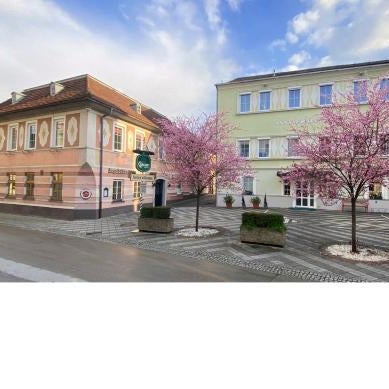 Hametner mit Innviertlerhaus mit Thermenzugang