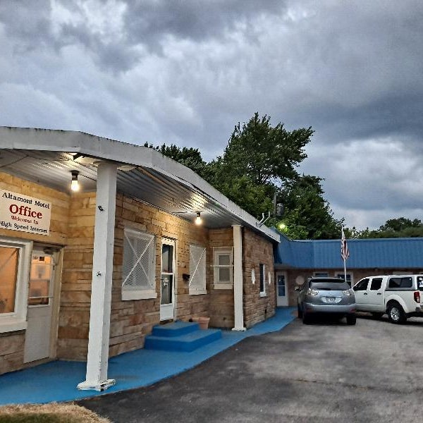Altamont Motel Thumbnail