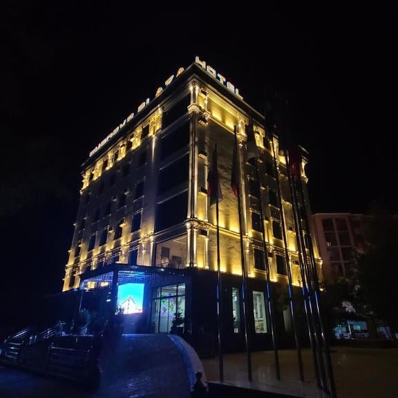 Shedevr Plaza Navoiy Thumbnail