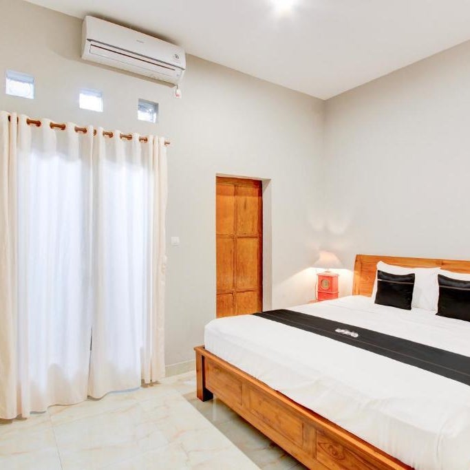 Capital O 94274 Homestay Balimoelih