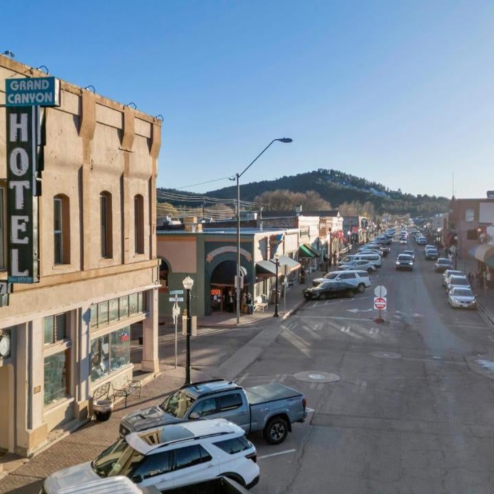 The Historic Grand Canyon Hotel Thumbnail