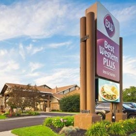 White Pine Inn & Suites Thumbnail