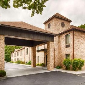Best Western Plaza Hotel Saugatuck Thumbnail