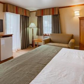 Hotel Edgewater Thumbnail
