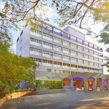 Vivanta Bengaluru, Residency Road Thumbnail