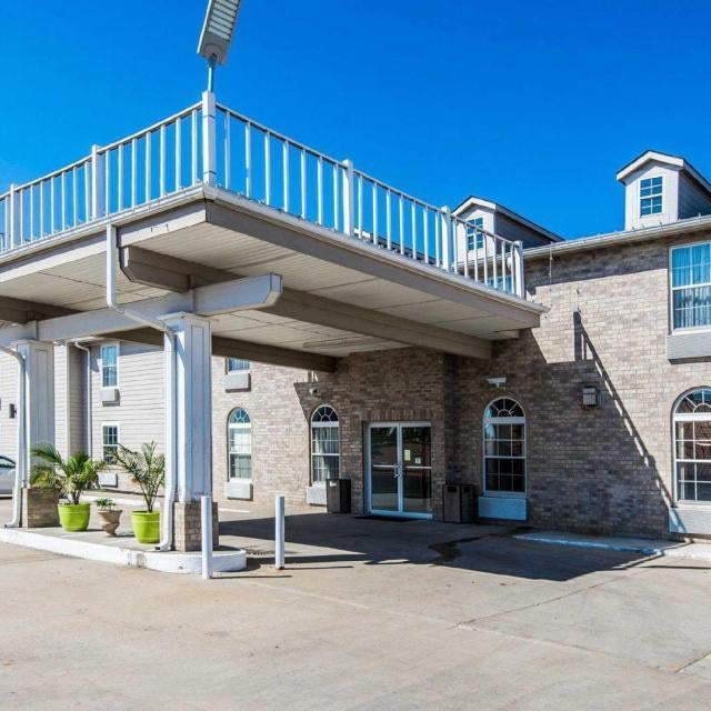 Quality Inn Kearney Thumbnail
