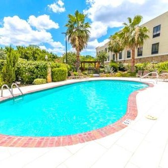 Hampton Inn & Suites College Station/US 6-East Bypass