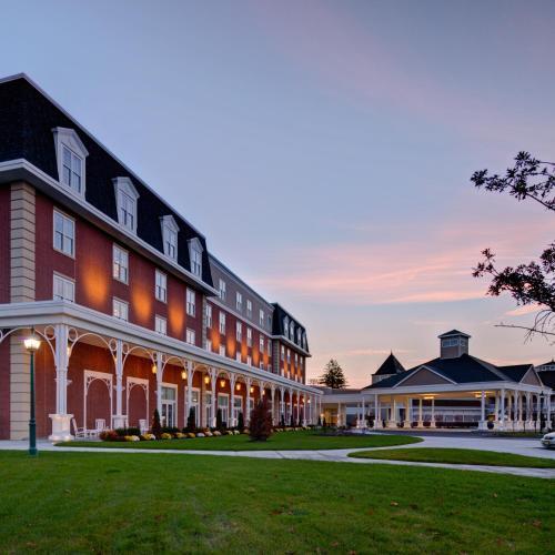Saratoga Casino Hotel Thumbnail