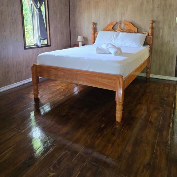 Hibiscus Cabin with AC at Freshwater Creek Cabanas Thumbnail