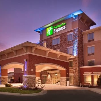 Holiday Inn Express & Suites Overland Park By IHG Thumbnail