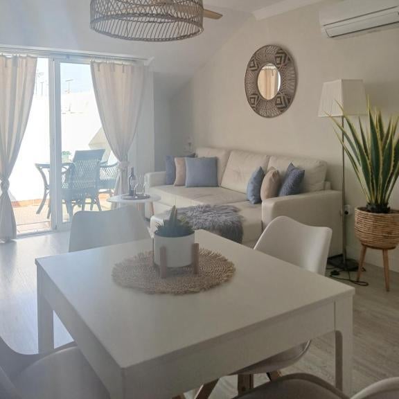 New City Penthouse near beach with sunny balcony