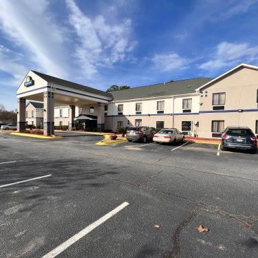 Days Inn by Wyndham Mauldin/Greenville Thumbnail