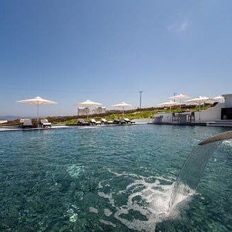 SerenitÃ  Luxury Suites