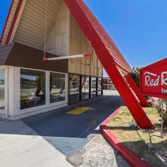Red Roof Inn Needles Thumbnail