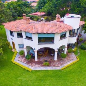 Casa Bugambilia, Un Pequeño Hotel en Tepoztlán