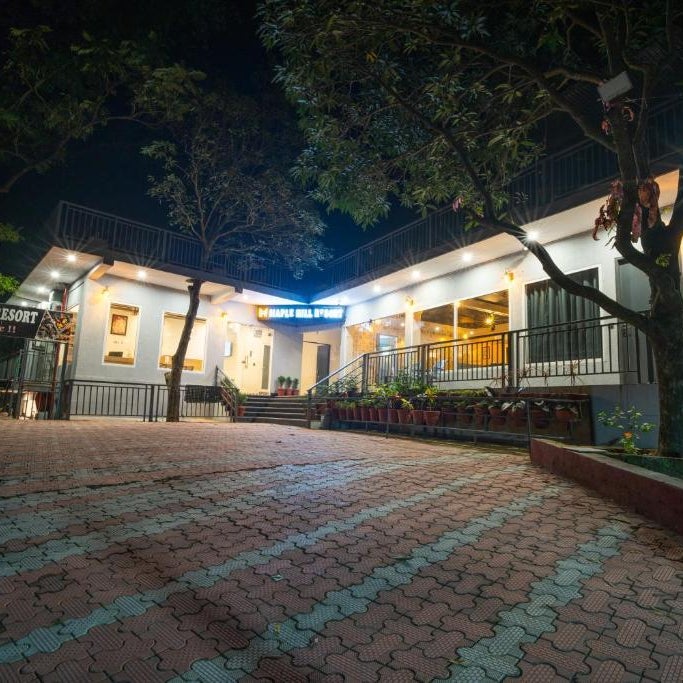 Maple Hill Resort 